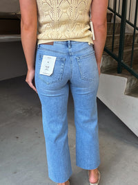 HIDDEN Ella Mid Rise Cropped Classic Straight Jean - Medium