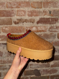 Sherpa Platform Slippers - Camel
