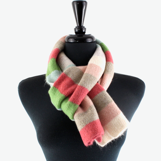 Merry Fun Scarf: Pink