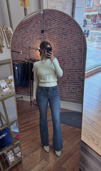 HIDDEN Happi Patch Pockets Flare Jean