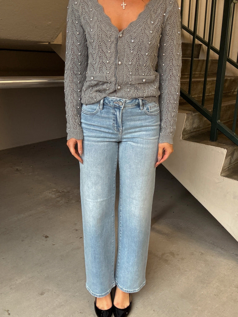 HIDDEN Logan Mid Rise Dad Jean - Light Wash