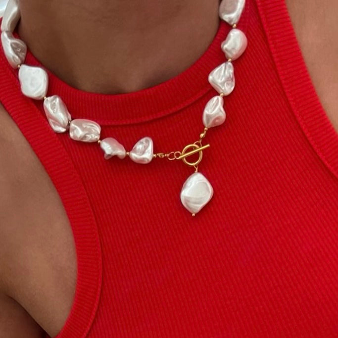 Chunky Pearl Necklace