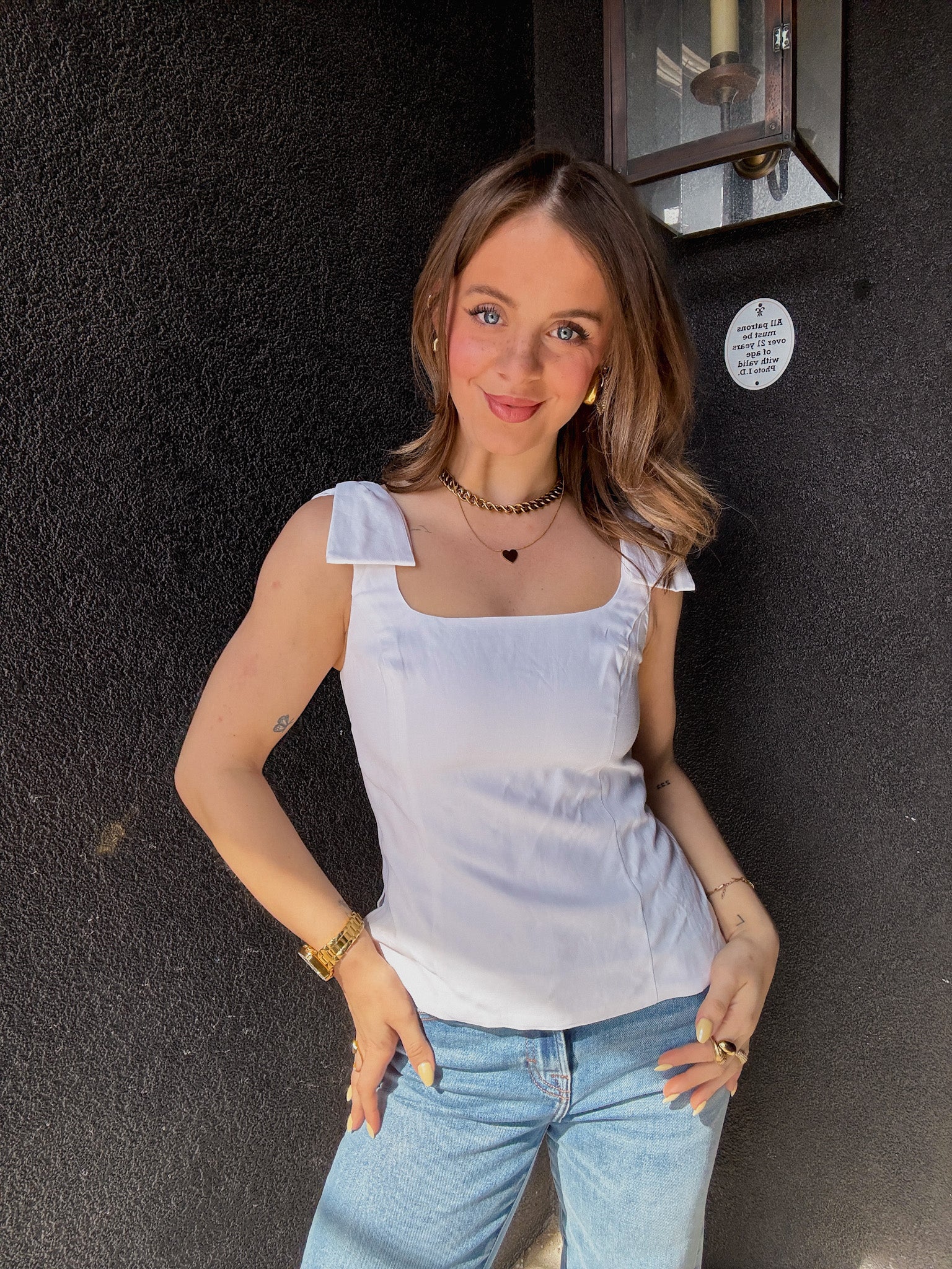 ASTR Jessica Bow Detail Sleeveless Top - White
