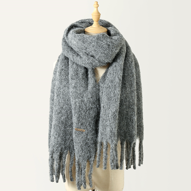 Alpin Snow Scarf: Butter