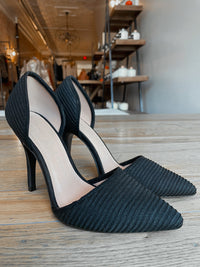 Chinese Laundry Sorie Simple Knit Black Heel